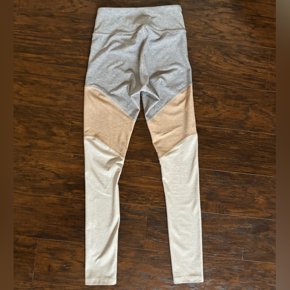 Outdoor Voices Activewear Legging - Picture 2 of 5